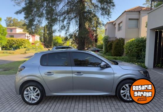 Autos - Peugeot 208 2022 Nafta 41300Km - En Venta