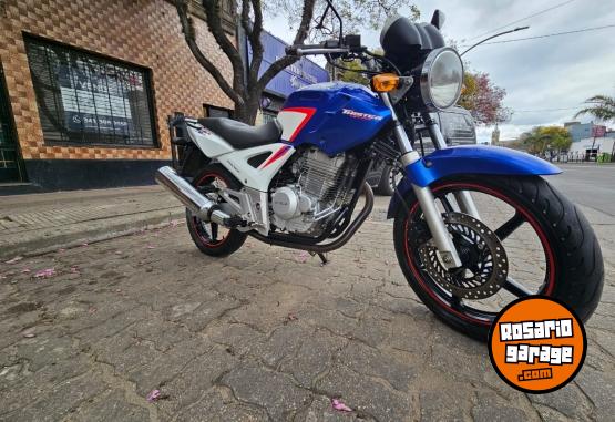 Motos - Honda CBX 250 2014 Nafta 24299Km - En Venta