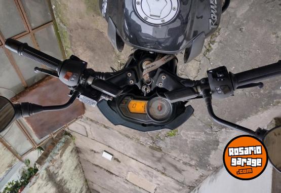 Motos - Bajaj Rouser NS 125 2023 Nafta 13000Km - En Venta