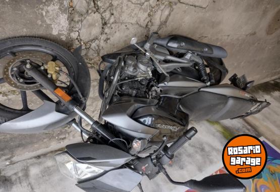 Motos - Bajaj Rouser NS 125 2023 Nafta 13000Km - En Venta