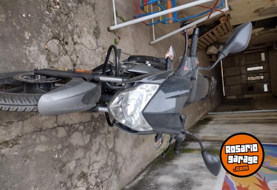 Motos - Bajaj Rouser NS 125 2023 Nafta 13000Km - En Venta