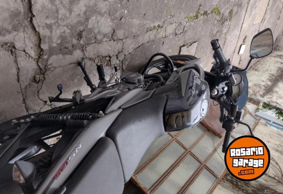Motos - Bajaj Rouser NS 125 2023 Nafta 13000Km - En Venta