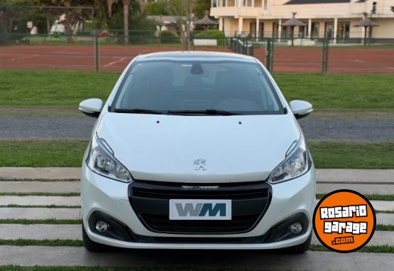 Autos - Peugeot 208 Allure 2018 Nafta 75000Km - En Venta