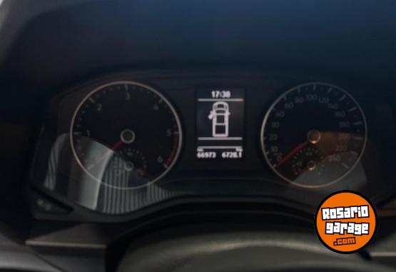 Camionetas - Volkswagen Amarok Trendline 2024 Diesel 60000Km - En Venta