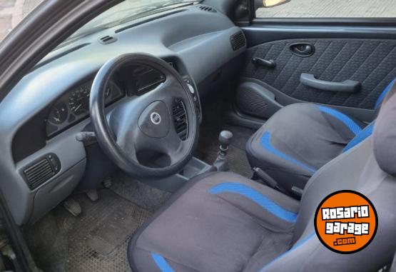 Autos - Fiat PALIO 2003 Nafta 182500Km - En Venta