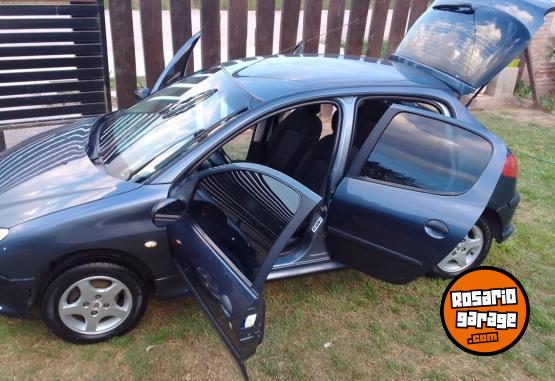 Autos - Peugeot 206 2009 Nafta 130000Km - En Venta