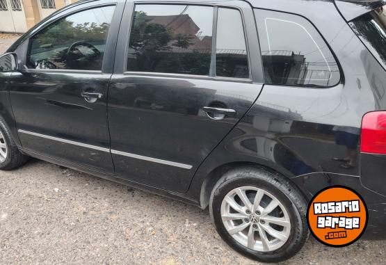 Autos - Volkswagen HIGHLINE 1.6 5P 2014 Nafta 100000Km - En Venta