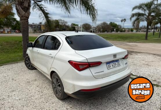 Autos - Fiat Cronos 1.8 Precision 2022 Nafta 52000Km - En Venta
