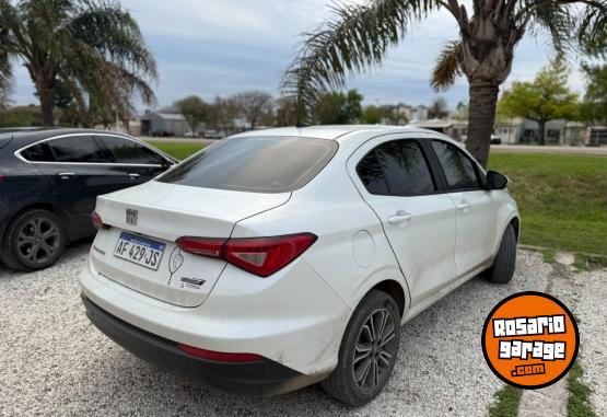 Autos - Fiat Cronos 1.8 Precision 2022 Nafta 52000Km - En Venta
