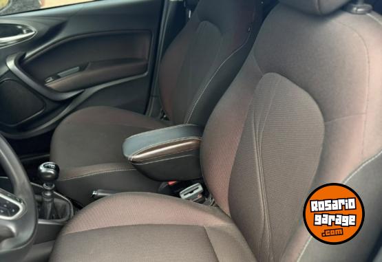 Autos - Fiat Cronos 1.8 Precision 2022 Nafta 52000Km - En Venta