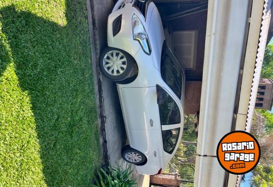 Autos - Nissan Versa VDrive 2021 Nafta 76227Km - En Venta