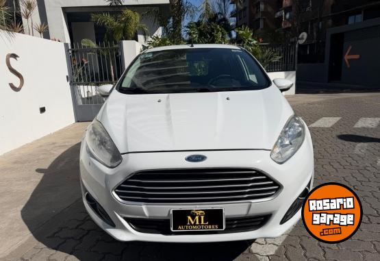 Autos - Ford Fiesta 2015 GNC 161000Km - En Venta