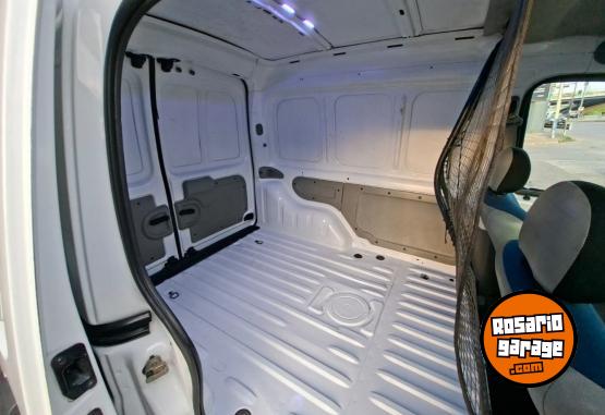 Utilitarios - Renault Kangoo 2012 Nafta 1Km - En Venta