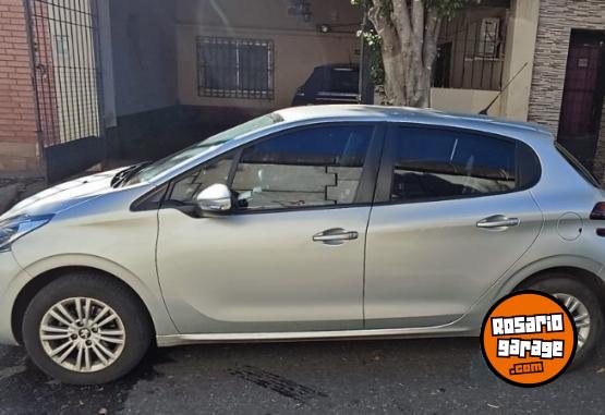 Autos - Peugeot 208 Allure 2019 Nafta 39000Km - En Venta