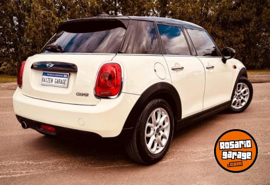 Autos - Mini COOPER PEPPER F55 2017 Nafta 73800Km - En Venta