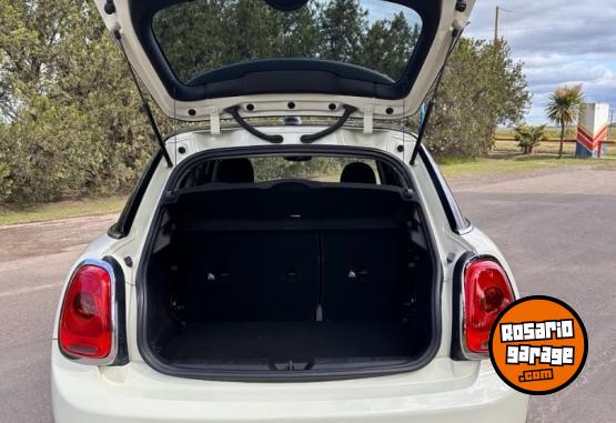 Autos - Mini COOPER PEPPER F55 2017 Nafta 73800Km - En Venta