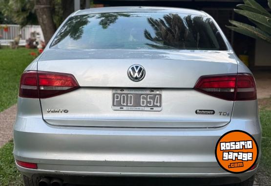 Autos - Volkswagen Vento 2016 Diesel 120000Km - En Venta