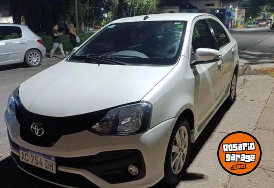 Autos - Toyota Etios XLS 1.6 2018 Nafta 120000Km - En Venta