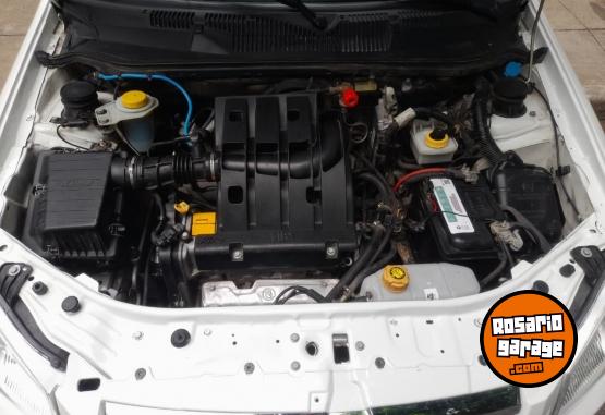 Autos - Fiat Siena 2017 GNC 131000Km - En Venta