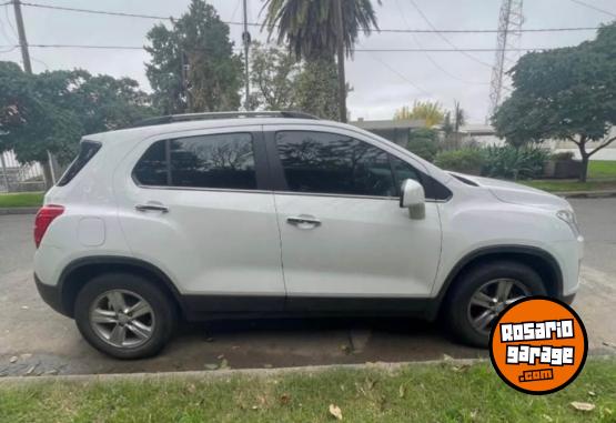 Autos - Chevrolet Tracker LTZ 2016 Nafta 100000Km - En Venta