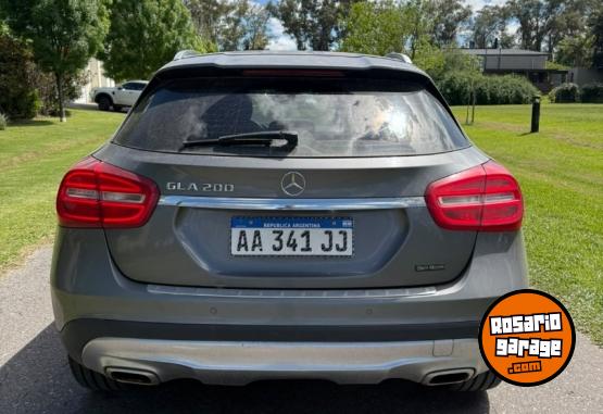 Autos - Mercedes Benz GLA 200 2016 Nafta 83000Km - En Venta