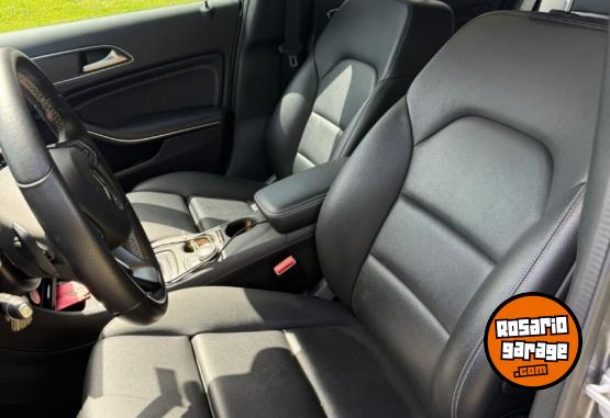 Autos - Mercedes Benz GLA 200 2016 Nafta 83000Km - En Venta