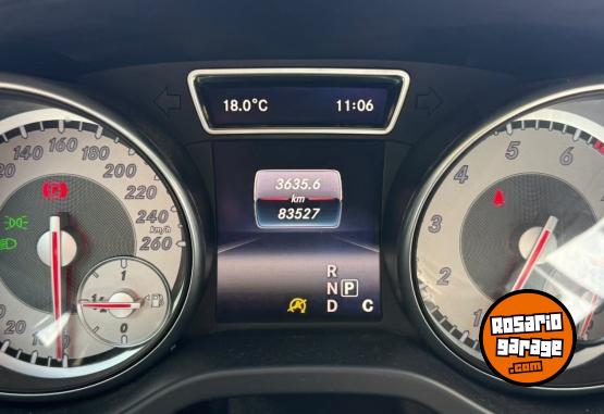 Autos - Mercedes Benz GLA 200 2016 Nafta 83000Km - En Venta