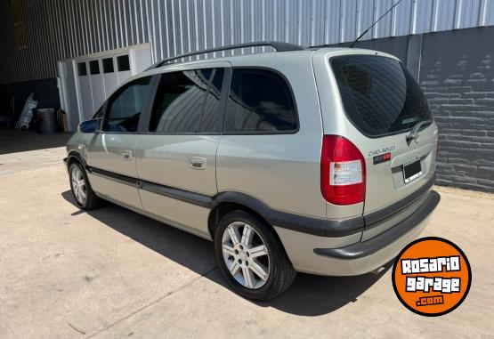 Autos - Chevrolet Zafira 2010 Nafta 215000Km - En Venta
