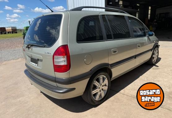 Autos - Chevrolet Zafira 2010 Nafta 215000Km - En Venta
