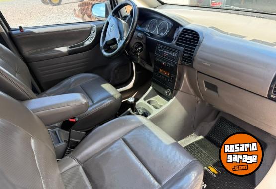 Autos - Chevrolet Zafira 2010 Nafta 215000Km - En Venta
