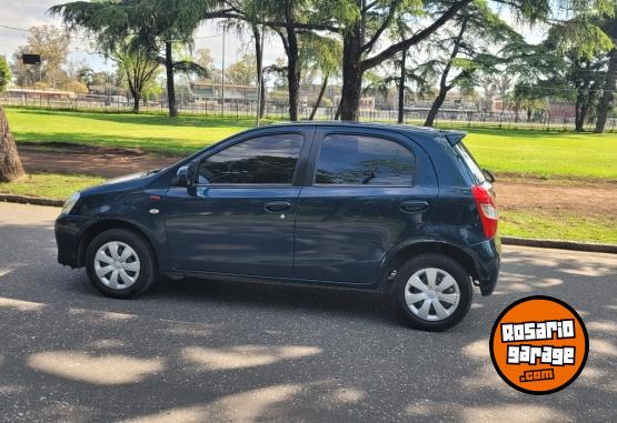 Autos - Toyota ETIOS 2015 Nafta 45000Km - En Venta