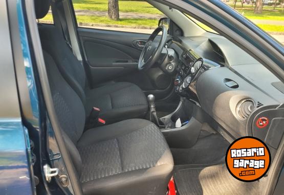 Autos - Toyota ETIOS 2015 Nafta 45000Km - En Venta
