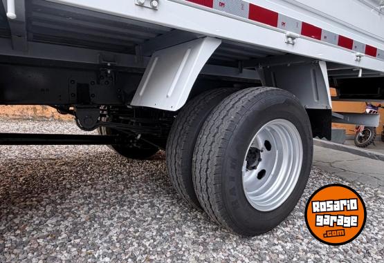 Camiones y Gr�as - SHINERAY T52 DOBLE CABINA - En Venta