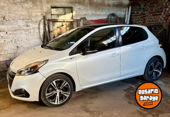 Autos - Peugeot 208 GT 2017 Nafta 101000Km - En Venta