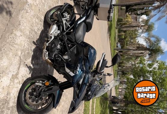 Motos - Benelli Trk 502 2025 Nafta 4000Km - En Venta