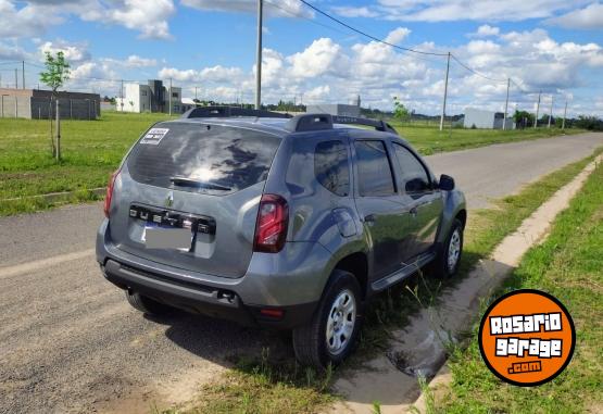 Autos - Renault DUSTER Versión DINAMIQUE 2017 Nafta 156000Km - En Venta