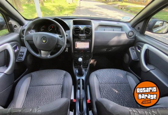 Autos - Renault DUSTER Versión DINAMIQUE 2017 Nafta 156000Km - En Venta