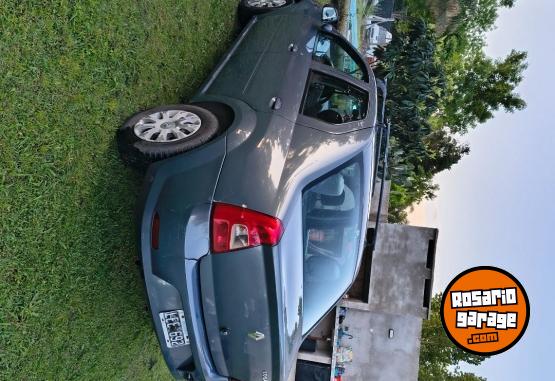 Autos - Renault Logan 2012 Nafta 212000Km - En Venta