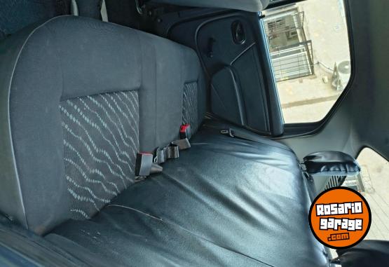 Autos - Renault Logan 2012 Nafta 212000Km - En Venta