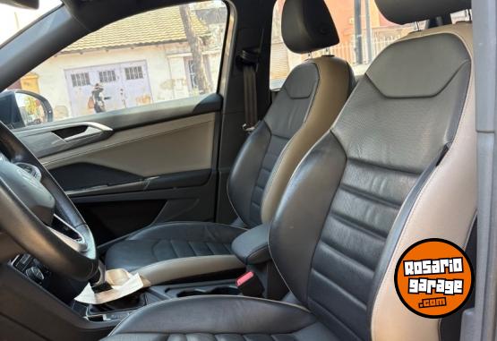 Autos - Volkswagen Taos 2021 Nafta 61000Km - En Venta