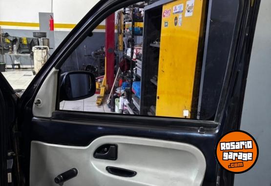 Utilitarios - Renault kangoo 2009 GNC 212000Km - En Venta