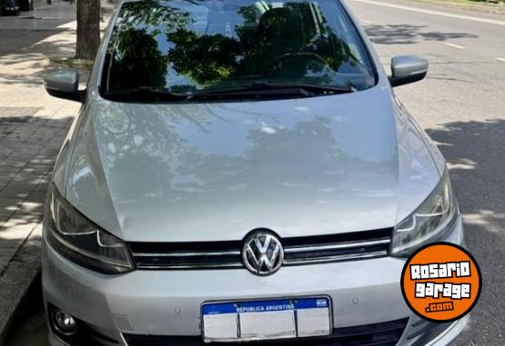 Autos - Volkswagen Suran 2016 Nafta 93500Km - En Venta