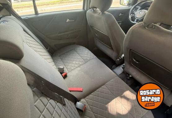 Autos - Volkswagen Suran 2016 Nafta 93500Km - En Venta