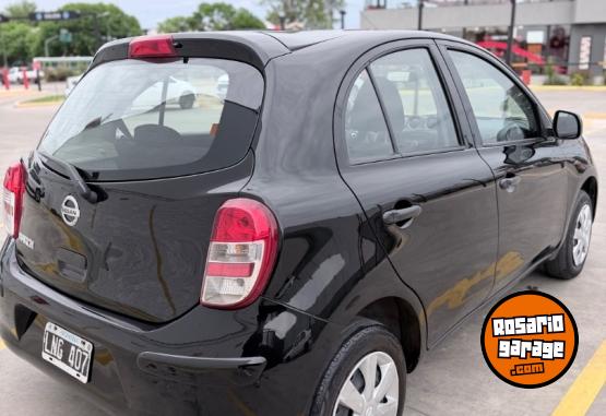 Autos - Nissan March 2012 Nafta 90000Km - En Venta