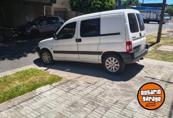 Utilitarios - Peugeot Partner hdi 2018 Diesel 80000Km - En Venta