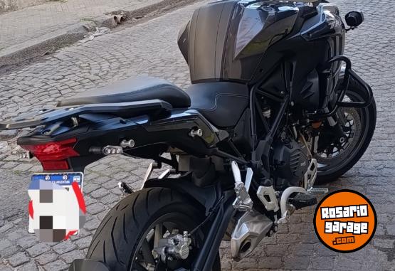 Motos - Benelli TRK 502 2024 Nafta 2950Km - En Venta