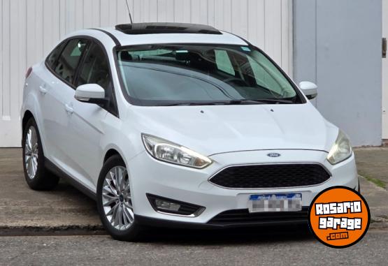 Autos - Ford Focus se plus 2017 Nafta 158000Km - En Venta