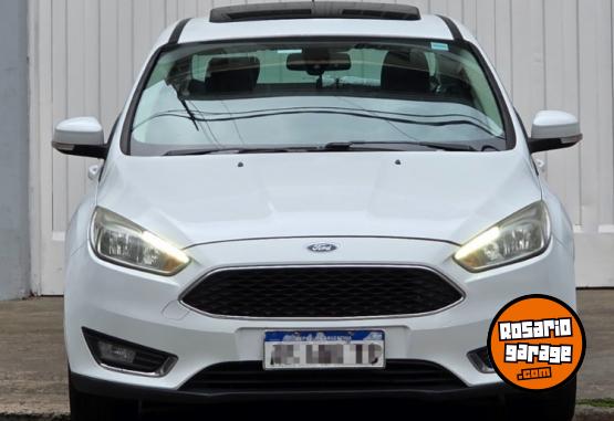 Autos - Ford Focus se plus 2017 Nafta 158000Km - En Venta
