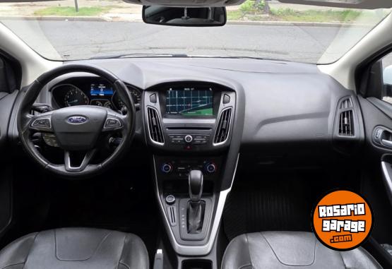 Autos - Ford Focus se plus 2017 Nafta 158000Km - En Venta