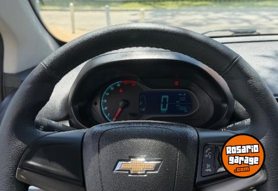 Autos - Chevrolet Onix 2016 Nafta 120000Km - En Venta